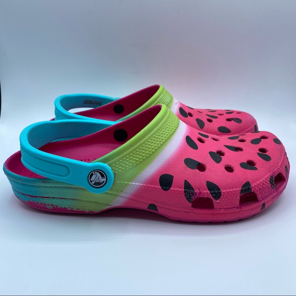 CROCS Classic Clogs Vacay Vibes Watermelon Fruit Theme Women’s Size 10 RARE!